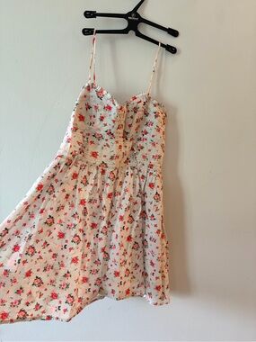 Divided Cream Floral Spaghetti-Strap Sundress with Pink and Red Blooms